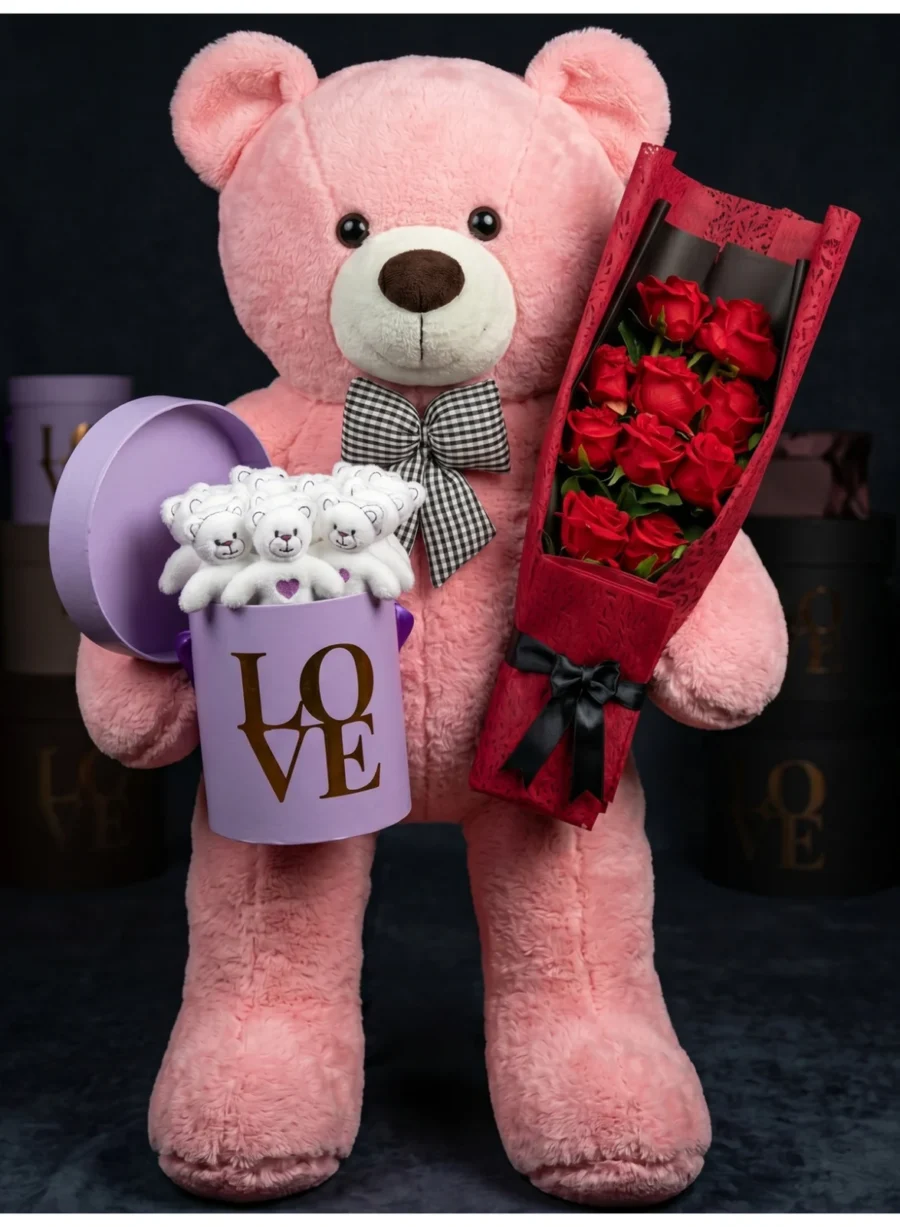 90 cm Pembe Peluş Ayı + 15 Mini Ayıcık Buketi + Kırmızı Gül Buketi LOVE Kutulu Konsept Hediye